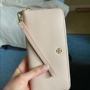 Tory Burch long wallet/wristlet